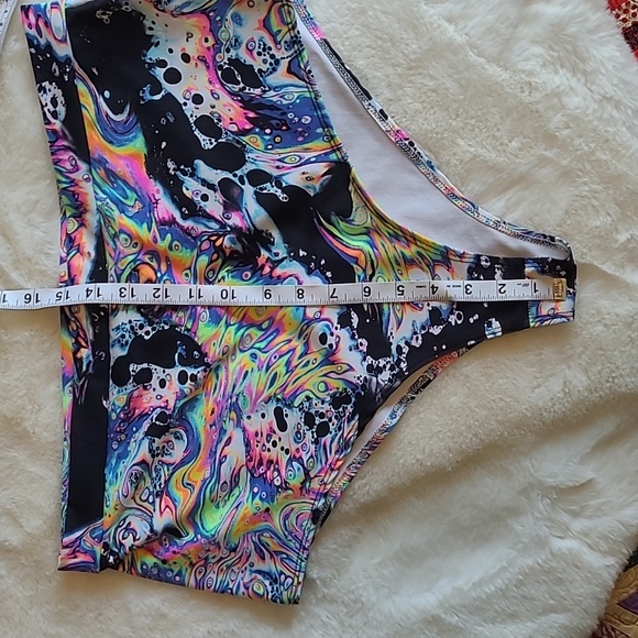 iHeartRaves 2 PC High Waist Bottoms & Tube Top Rave Neon Festival Summer Set - Picture 12 of 13